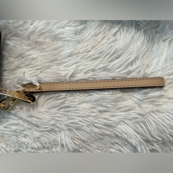 Michael Kors Signature Continental Wallet/Wristlet - LIKE NEW! - Picture 13 of 13